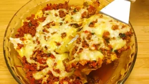Esta lasanha de repolho low carb para diabéticos é perfeita para quem quer uma refeição...