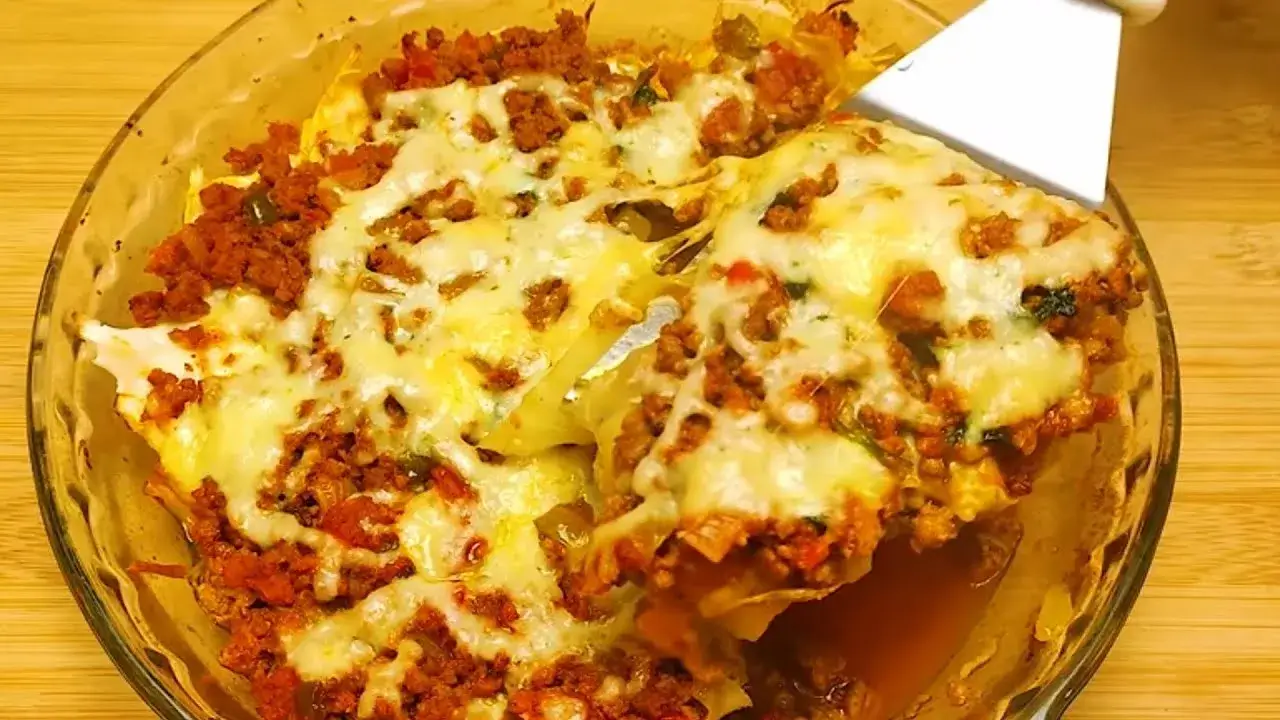 Esta lasanha de repolho low carb para diabéticos é perfeita para quem quer uma refeição...