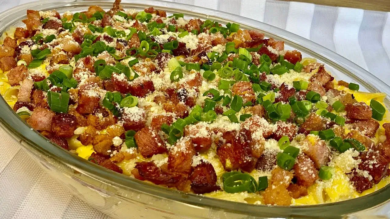 Macarrão com Molho de Cheddar e Bacon: Receita Fácil e Cremosa