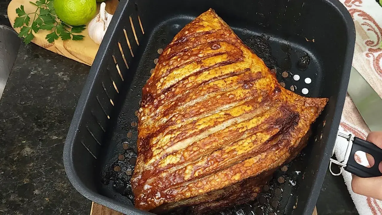 Panceta Pururuca na Air Fryer com Molho de Limão