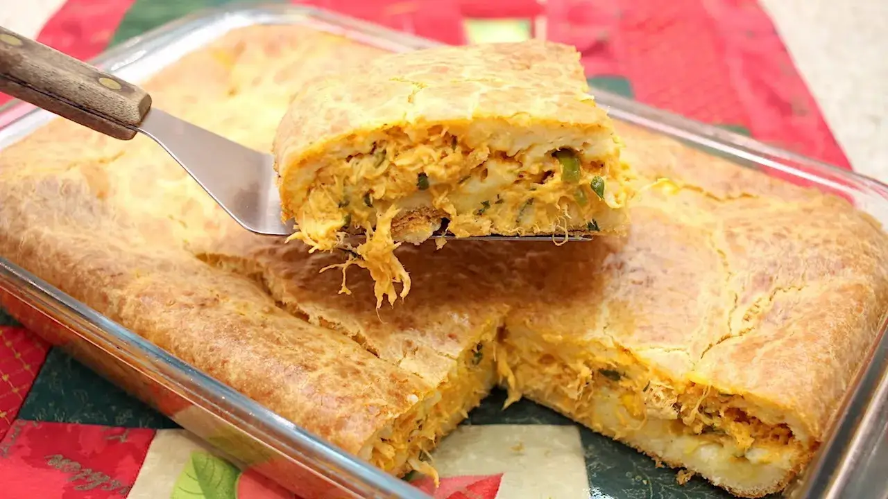 Receita de Torta de Frango Feita no Liquidificador Fica Muito Macia e Saborosa