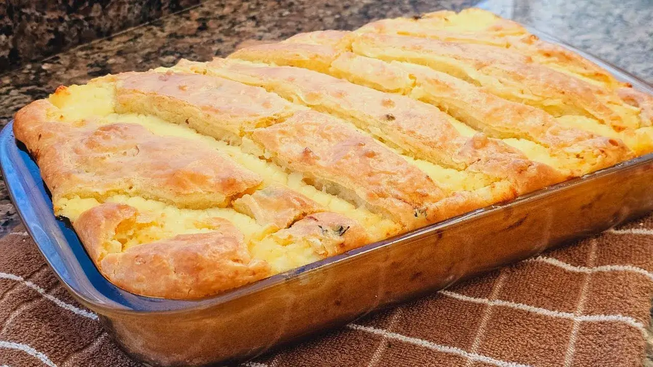 Torta de Frango Cremosa com Catupiri e Massa Fofinha Veja