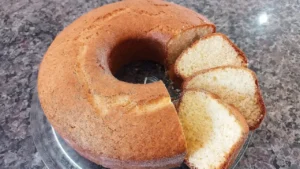 Bolo Simples Caseiro: Receita Fácil e Deliciosa de Bolo Simples