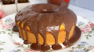 Bolo de Cenoura sem Açúcar Fácil e Saboroso