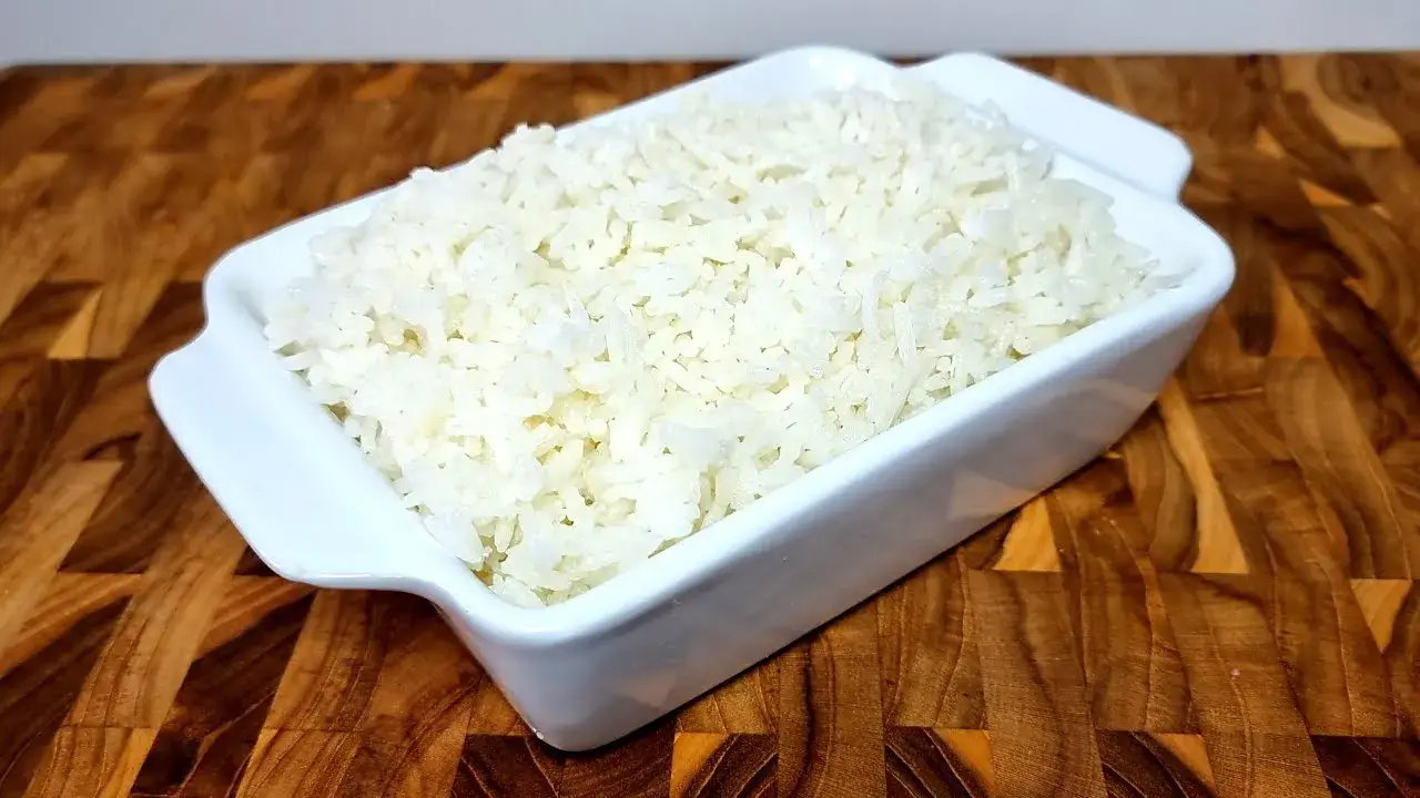 Como Fazer Arroz Branco Soltinho Fácil e Rápido