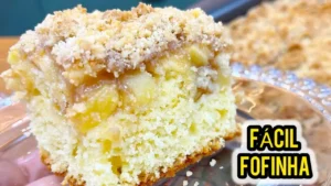 Cuca de Maçã com Farofa Crocante