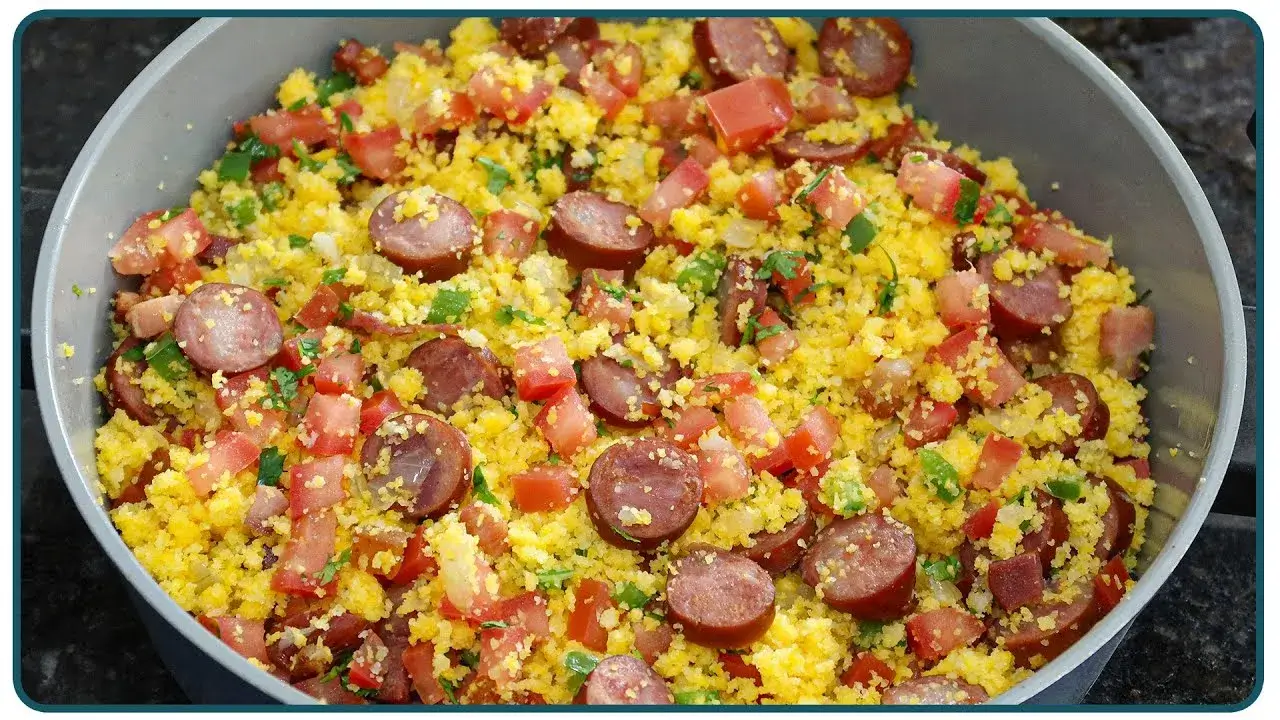 Cuscuz com Calabresa: Receita Fácil de Fazer Veja