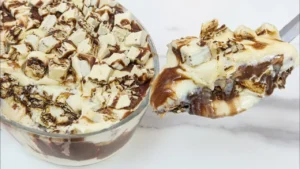 Sobremesa de Bis: Feito com Creme de Chocolate Branco Veja