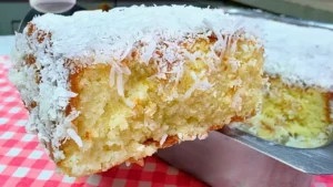 Bolo das Antigas com Leite de Coco: Receita Tradicional que Derrete na Boca