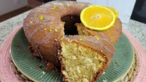 Bolo de Laranja Fofinho e Fácil: Bolo Tradicional Que Derrete na Boca