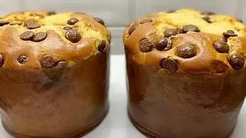 Esse chocotone de liquidificador é a escolha certa para quem quer preparar um pão doce...