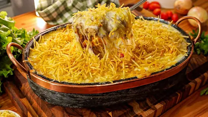 O fricassê de carne moída é uma versão deliciosa e prática do tradicional fricê de...