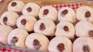 Pão Recheado Com Nutella: Delícia Macia Para Fazer em Casa [Pãozinho Lua de Mel]