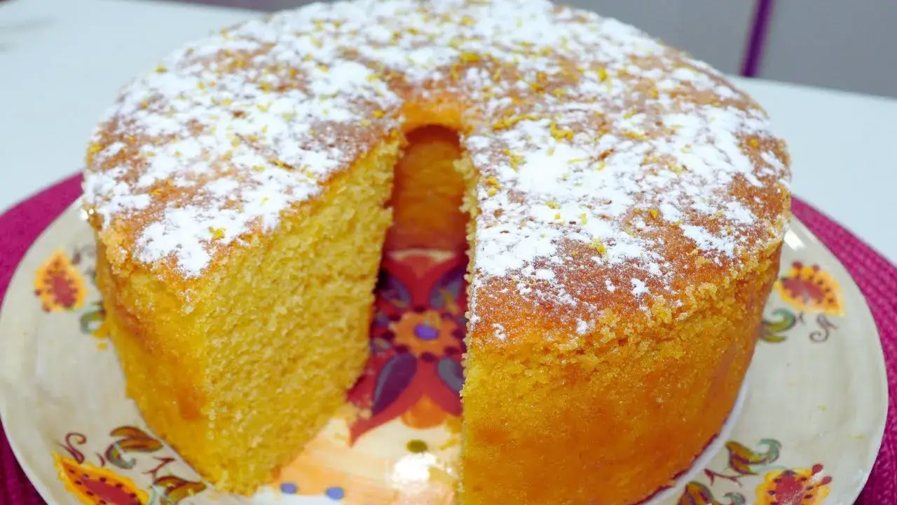 Bolo de Fubá com Laranja Que Vai Deixar Seu Café Ainda Mais Gostoso