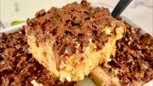 Bolo de Ninho com sucrilhos crocantes: uma combinação fácil e deliciosa
