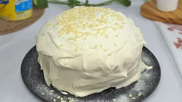 Bolo de leite ninho super fofinho que surpreende no primeiro pedaço