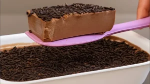 Mousse de chocolate cremosa com poucos ingredientes