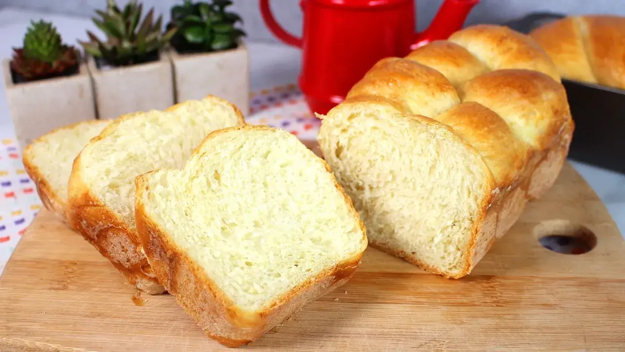 Pão brioche fofinho que surpreende pela maciez