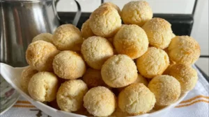 Pipoquinha doce de polvilho com coco crocante: Receita com sabor caseiro