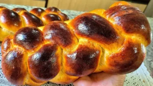 Rosca Caseira Fofinha: Receita de Rosca Que Cresce Linda e Fácil de Fazer
