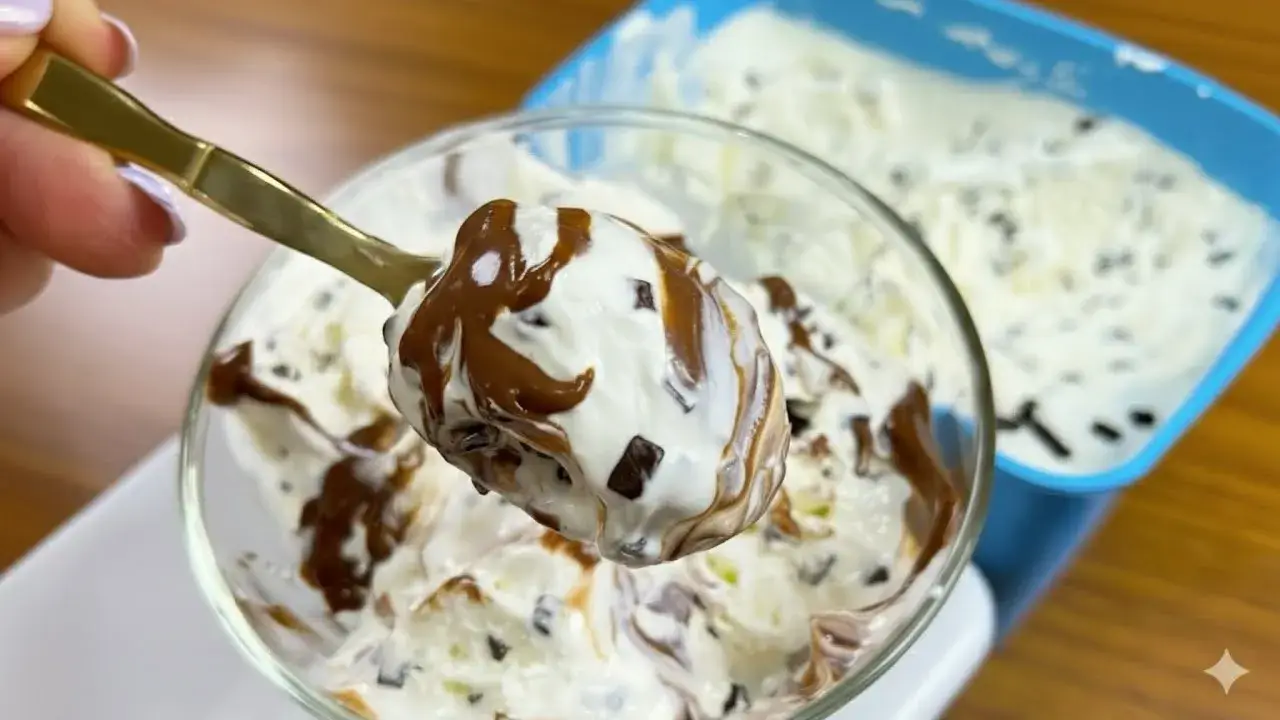 Se você quer aproveitar chantilly que sobrou e transformar em uma sobremesa deliciosa, esta receita...