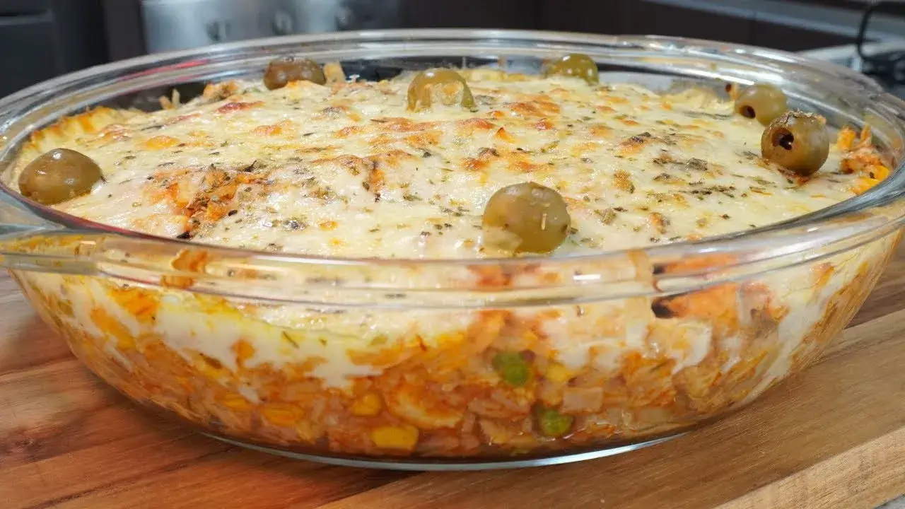 Arroz com Frango de Forno Cremoso e Bem Temperado