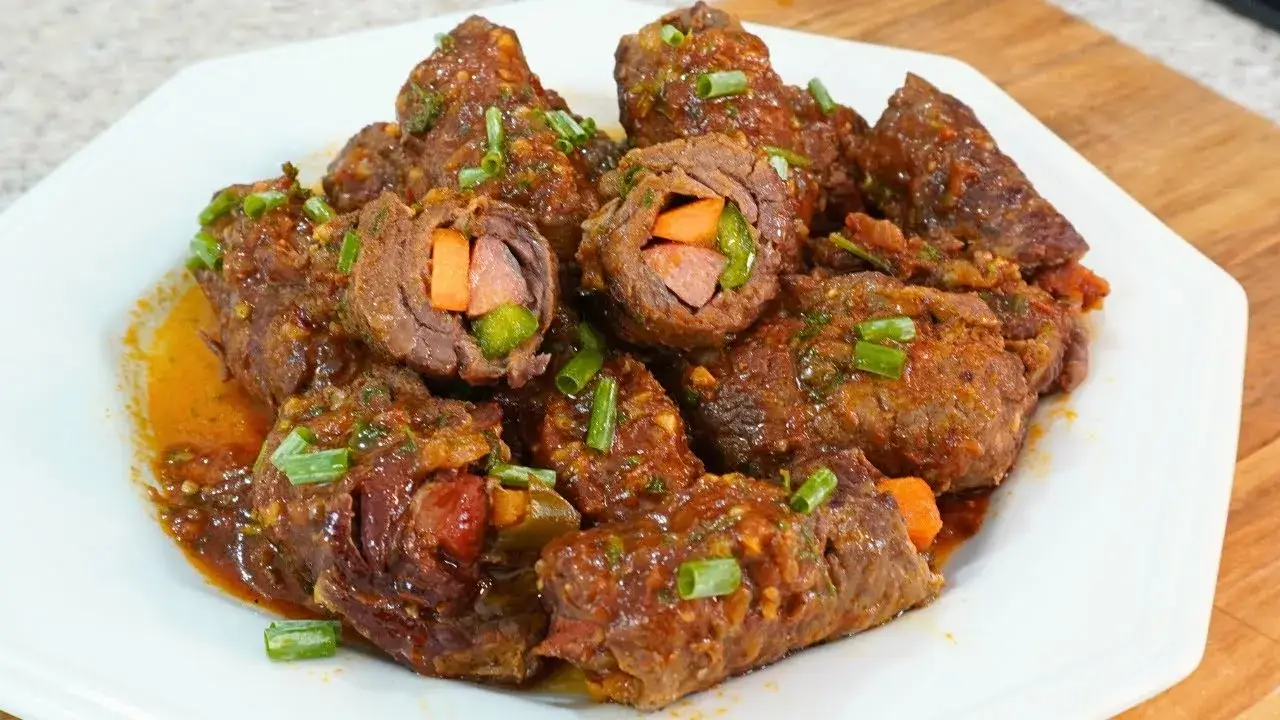 Bife a Rolê Tradicional com Molho Encorpado Feito na Panela de Pressão