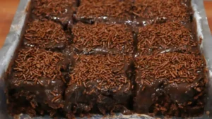 Bolo de Chocolate com Nescal: Receita Simples e Fofinha