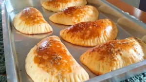 Pastel Assado Fácil: Receita de pastel assado perfeito para qualquer momento