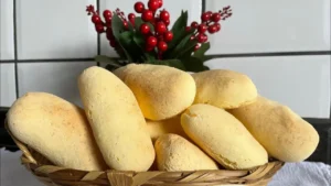 Biscoito Suíço Caseiro para Lanche da Tarde com Queijo