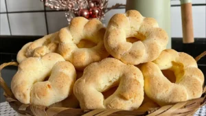 Biscoito de Polvilho com Queijo Mineiro para Café da Tarde