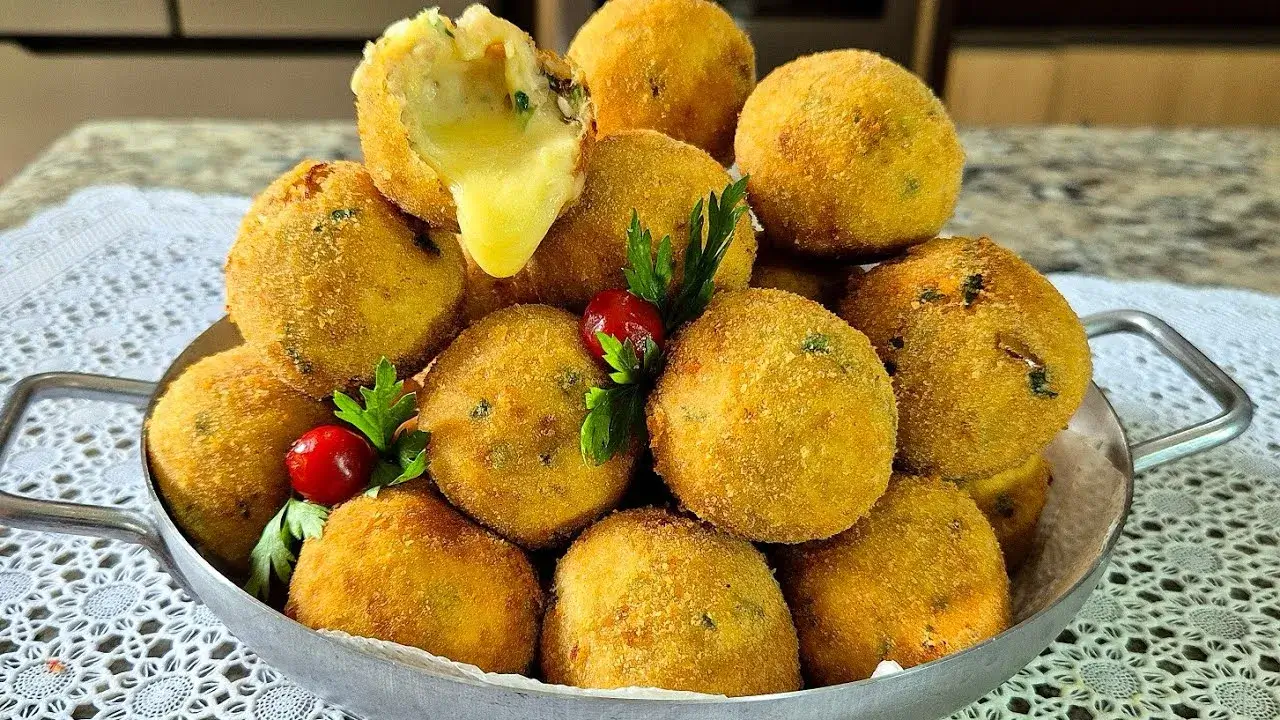 Bolinho de Carne com Queijo para Reaproveitar Sobras