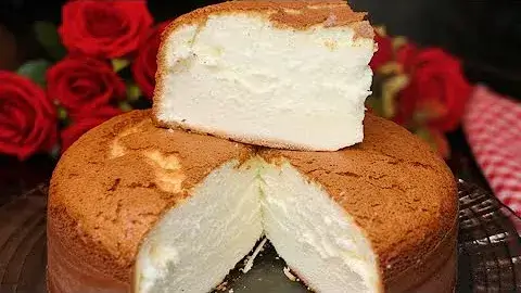 Bolo Algodão com 3 Ingredientes Simples e Fofinhos