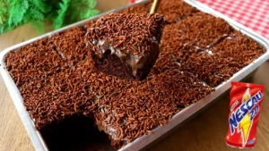 Bolo de Nescau Fofinho e Molhadinho para o Lanche da Tarde