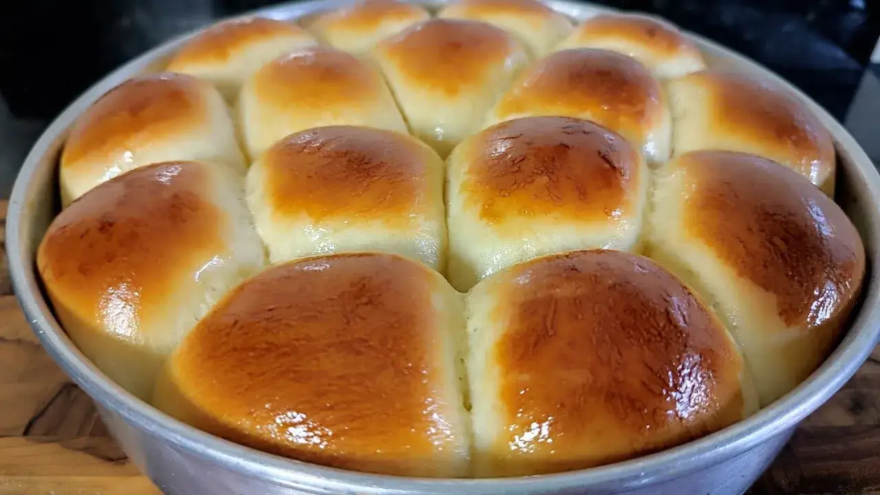 Pãozinho de Leite Fofinho para o Café da Tarde Feito em Casa