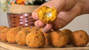 Bolinho de Frango Acebolado: Receita Fácil e Saborosa para Fazer em Casa
