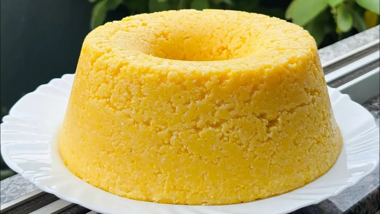 Bolo Quarentão de Cuscuz Cremoso Feito no Fogão