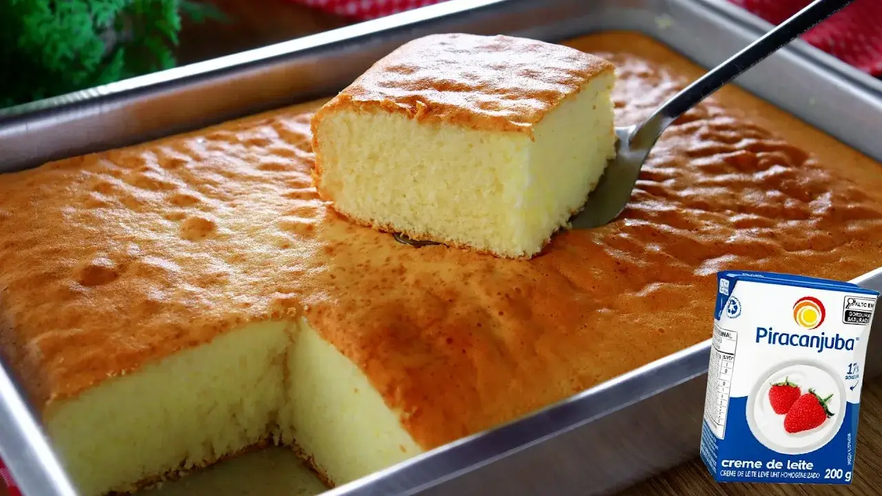 Bolo de Creme de Leite Sem Farinha Fofinho e Fácil de Fazer em Casa