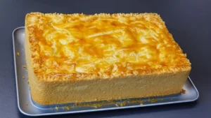 Empadão de frango cremoso com massa caseira fácil