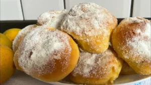 O nozinho de laranja é um pão doce caseiro perfeito para o café da manhã...