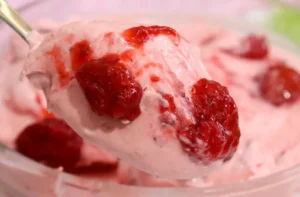Recheio de Morango: Recheio Cremoso e Estruturado para Bolos Decorados