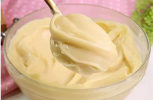 Recheio de Ninho: Cremoso, Estruturado e Perfeito para Bolos Decorados