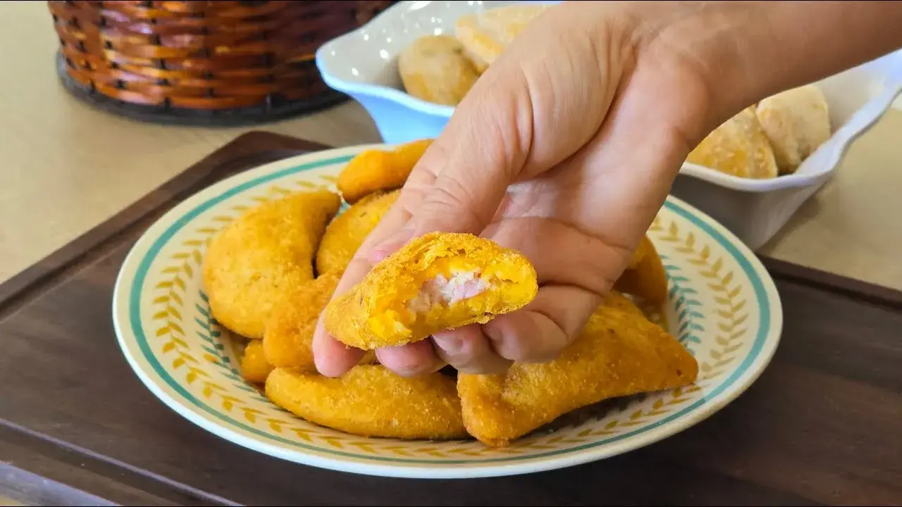 Risole Caseiro: Aprenda a Fazer Massa e Recheio Cremoso