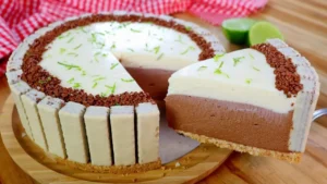 Torta Mousse de Chocolate com Limão e Bis: Sobremesa Gelada Cremosa e Fácil de Fazer