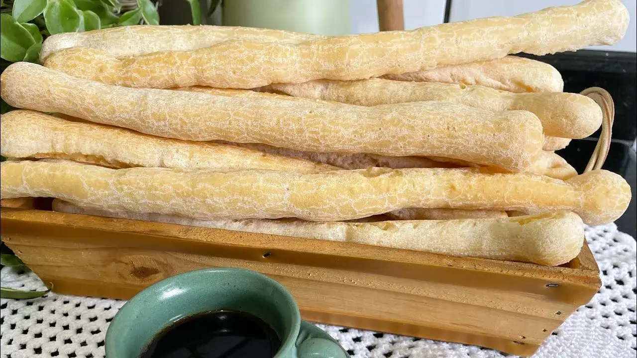 Biscoitão de Polvilho Crocante: Receita Sem Glúten e Sem Lactose Para Fazer em Casa