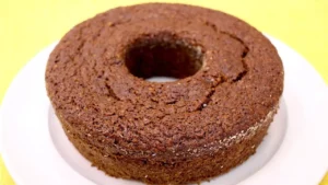 Bolo de Banana Integral Fofinho e Úmido com Aveia e Frutas Secas