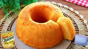 Bolo de Milho de Latinha no Liquidificador Fofinho e Molhadinho Fácil de Fazer