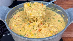 Creme de Galinha Cremoso: Receita Fácil e Muito Saborosa para Servir com Arroz