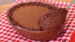 Mousse de Chocolate Aerada com Café Fácil e Cremosa para Sobremesa Especial