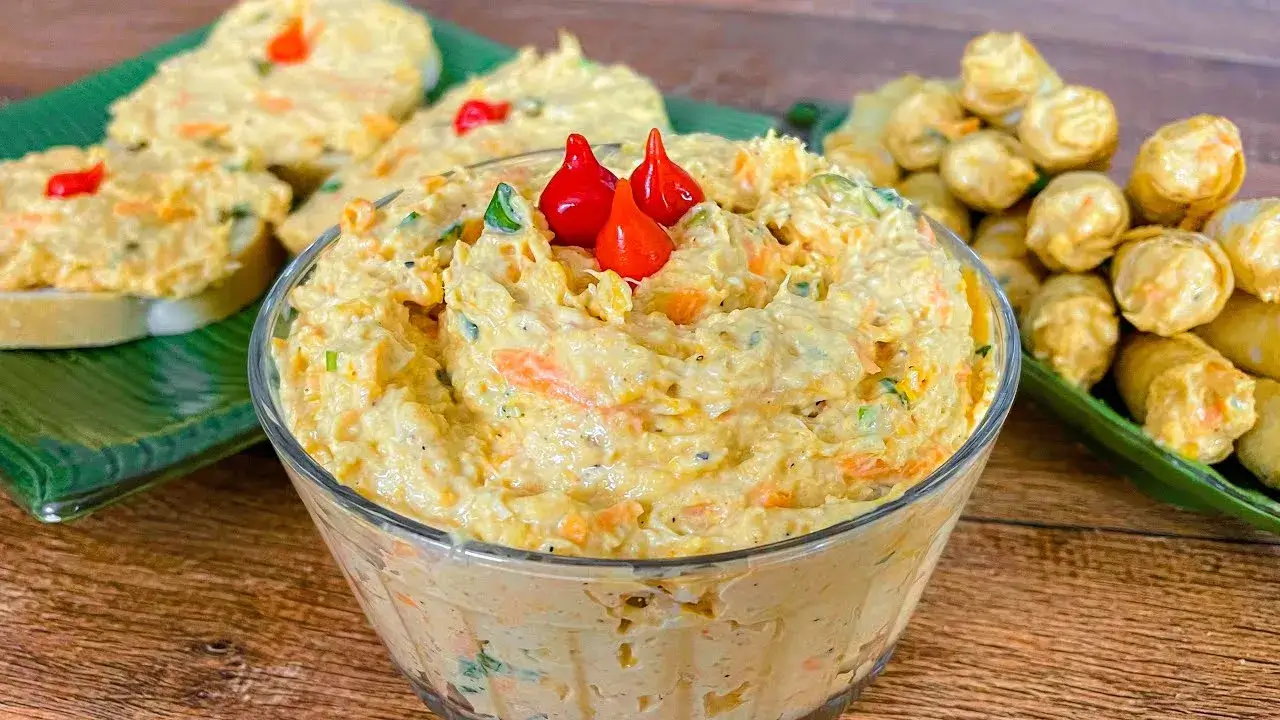 Patê de Frango Cremoso para Torradas, Pães e Lanches Rápidos